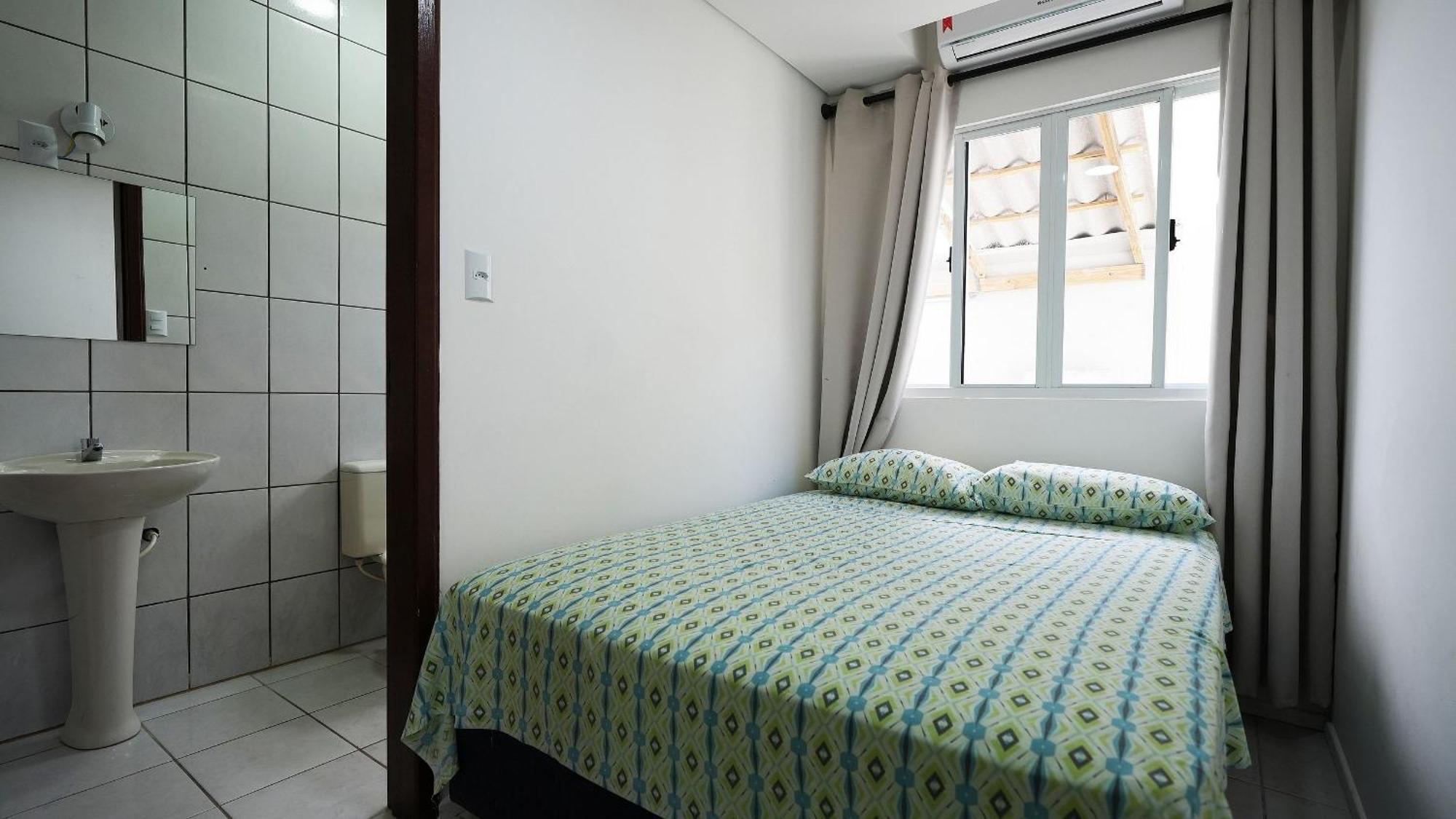Residencial Adolfo - Mestre Naro Bombinhas Exteriér fotografie