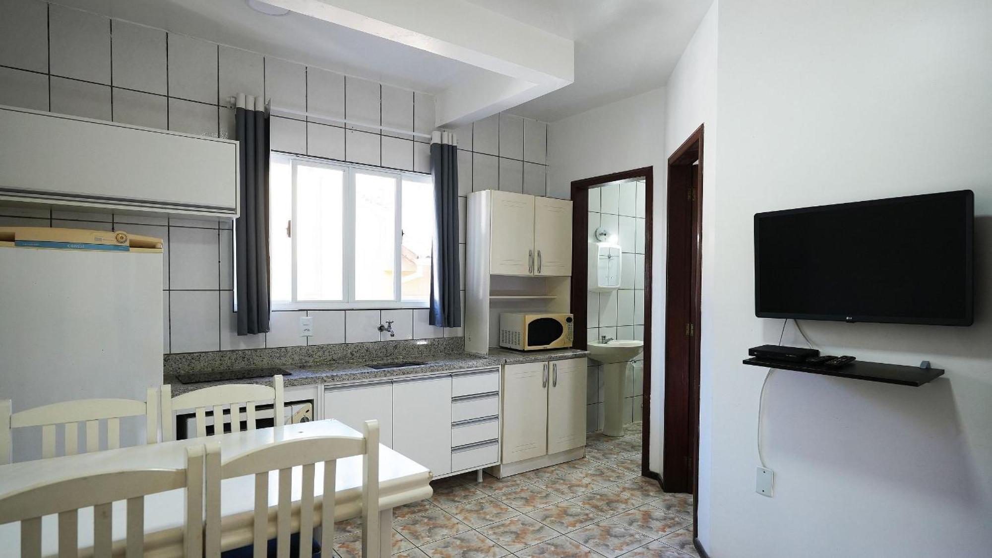 Residencial Adolfo - Mestre Naro Bombinhas Exteriér fotografie