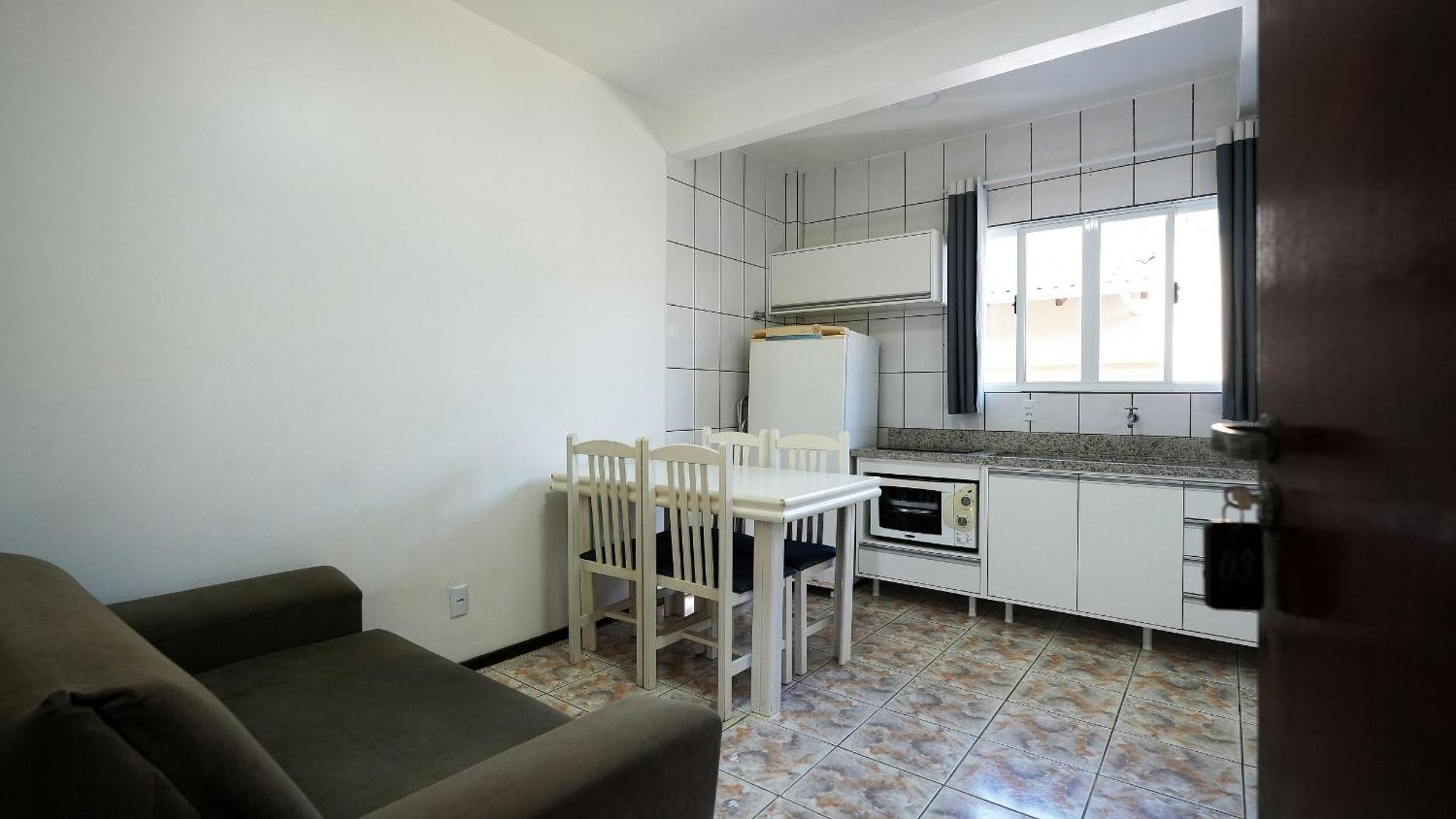Residencial Adolfo - Mestre Naro Bombinhas Exteriér fotografie