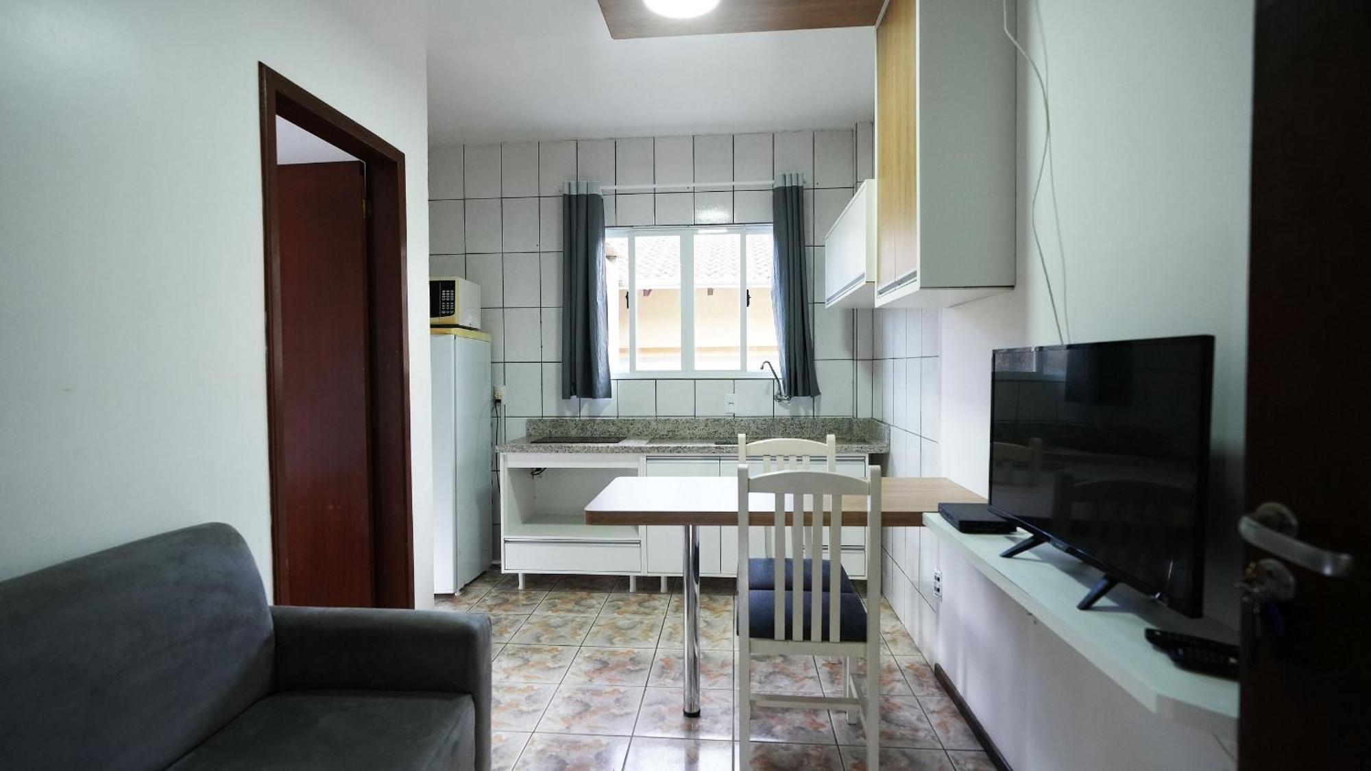 Residencial Adolfo - Mestre Naro Bombinhas Exteriér fotografie
